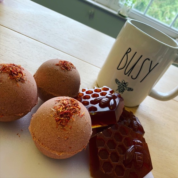 Meet your Suggested User, Seller/Buyer, Nina! - Picture 10 of 14